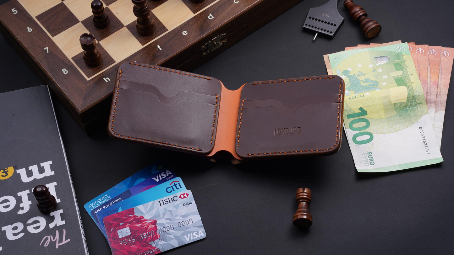 The Huntsman Bifold Classic